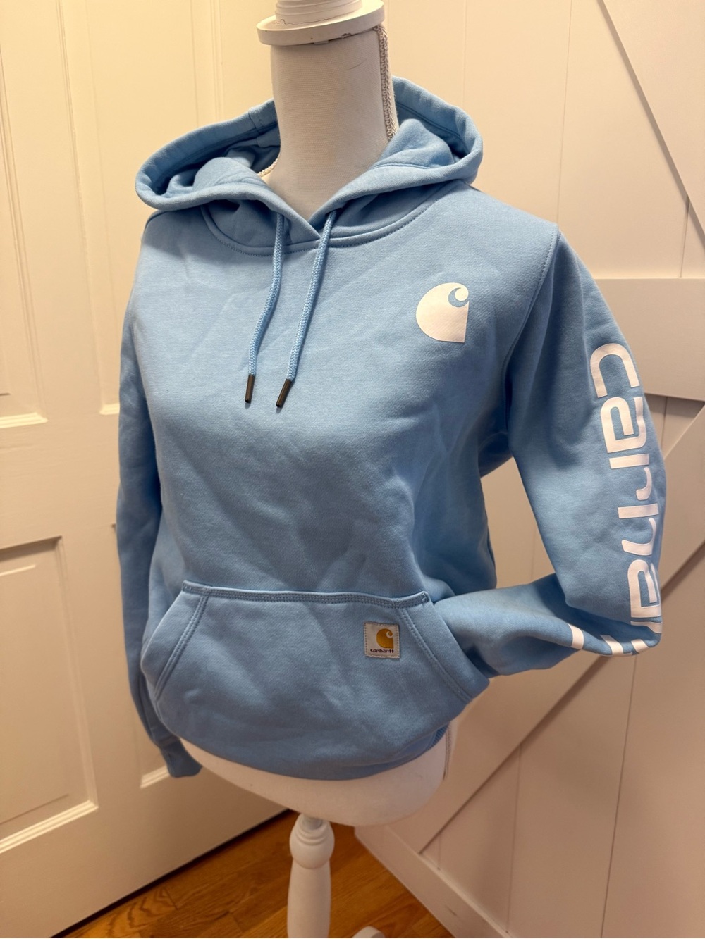 Carhartt Relaxed Fit Sweatshirt in Light Blue